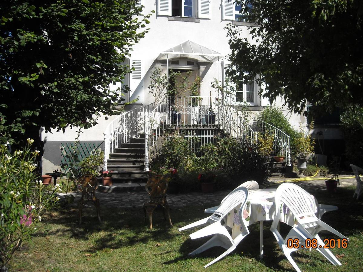 Maison De Retraite Vertaizon Экстерьер фото